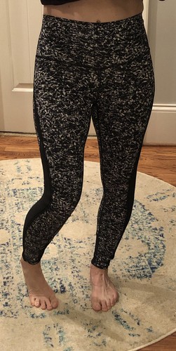 Lululemon Size 4 Black And White Marbled Pattern Athletic Leggings, Mesh On  Bott | eBay UK